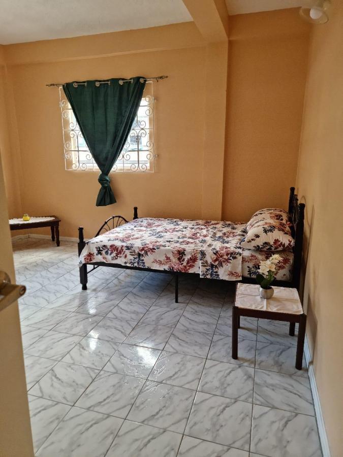 Coco Rose Apartments Soufrière Exteriér fotografie